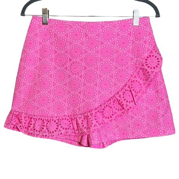 Lilly Pulitzer Faye Skort Sz 2 Women Prosecco Pink Eyelet Ruffle Trim Shorts NWT - Picture 1 of 7
